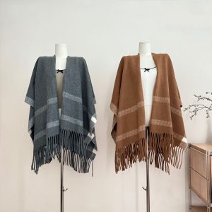 Cher Retro Fringed Colorblock Shawl Scarf for Women Lazy Style Winter 2026