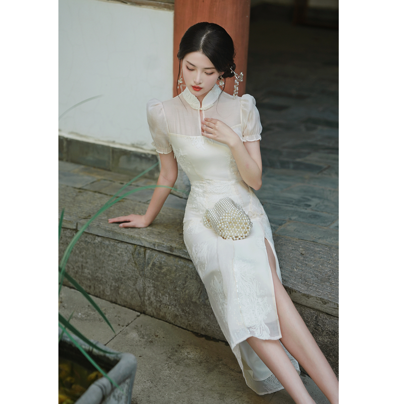 Embroidered Sequin New Chinese Style Qipao Dress with Slit - Style 708fd9 - Image 4