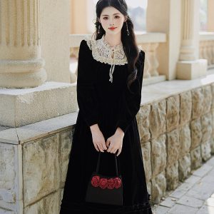 French Vintage Black Velvet Winter Dress - Style f29427