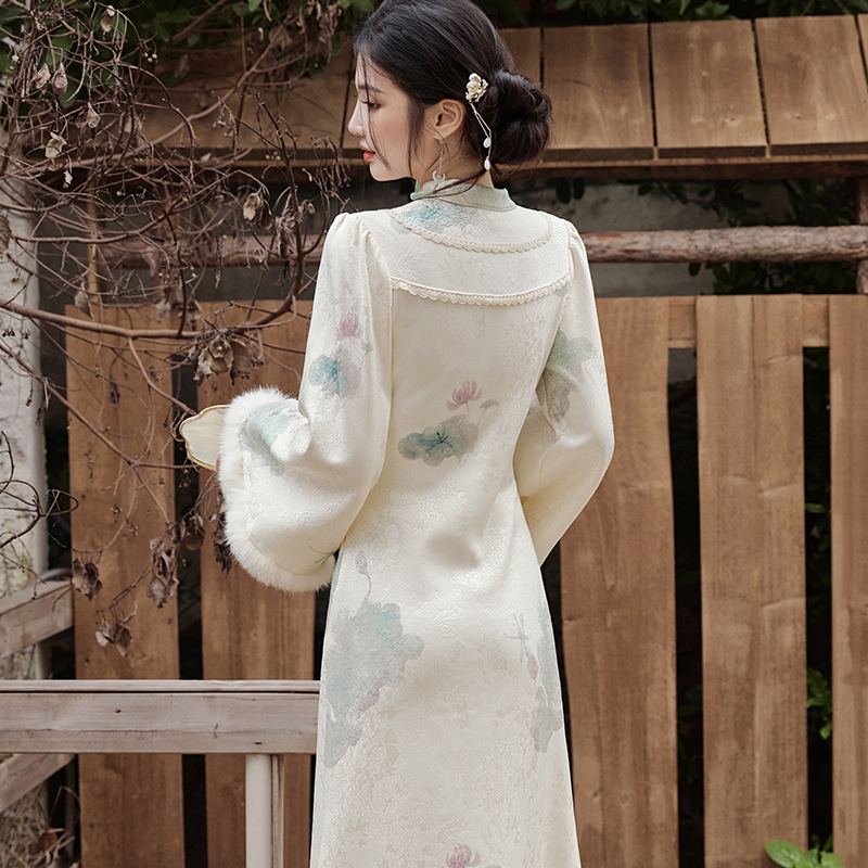 New Chinese Style Winter Fleece Lined Mermaid Dress with Shawl - Image 3