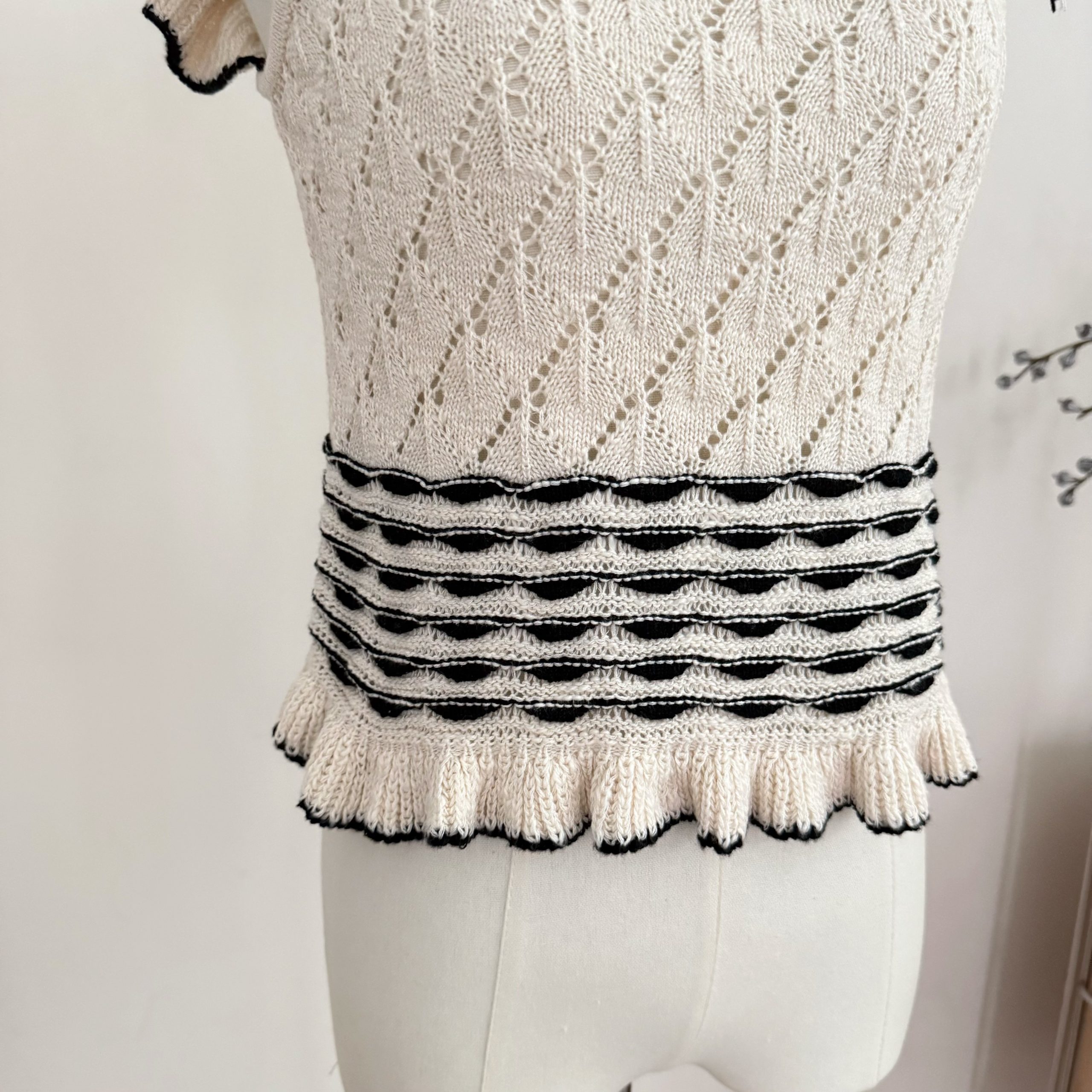 YUYUREAL Paris Romance Vintage Diamond Openwork Ruffle Trim Cotton Linen Knit Vest Women Slim Short Top - Image 4